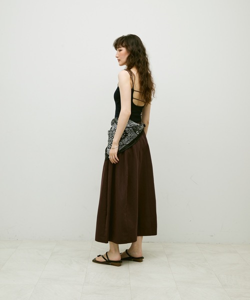 Lutim by u（ルチバイユー）の「Double strap camisole with cups / ダブルストラップカップ付キャミソール（キャミソール・レディース・オートミール/ブラック/ホワイト/ネイビー・FREE）」の16枚目の写真