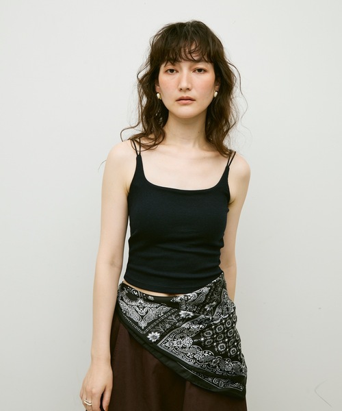 Lutim by u（ルチバイユー）の「Double strap camisole with cups / ダブルストラップカップ付キャミソール（キャミソール・レディース・オートミール/ブラック/ホワイト/ネイビー・FREE）」の12枚目の写真