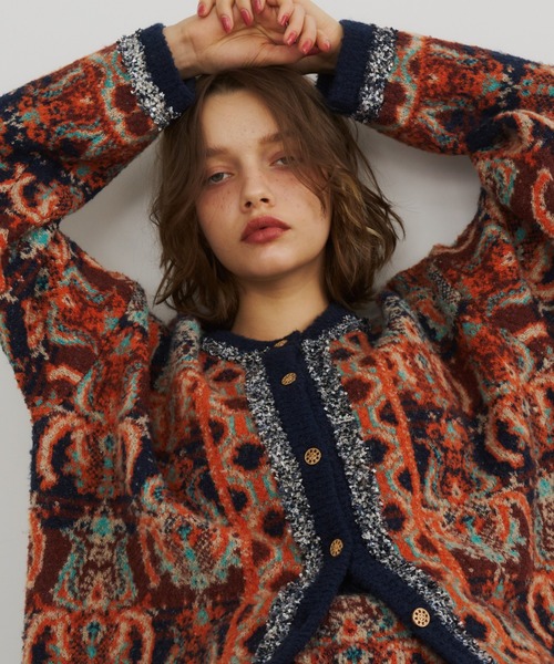 Unitage（ユニテージ）の「ブークレ総柄ジャガードニットカーディガン