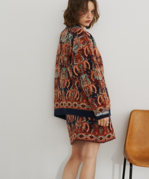 Unitage（ユニテージ）の「ブークレ総柄ジャガードニットカーディガン（カーディガン/ボレロ・レディース・ネイビー/ピンク/グリーン/ブラウン/ボルドー・FREE）」の22枚目の写真