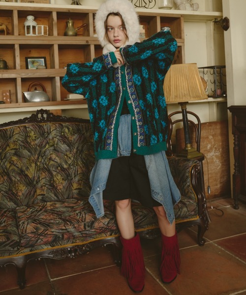 Unitage（ユニテージ）の「ブークレ総柄ジャガードニットカーディガン（カーディガン/ボレロ・レディース・ネイビー/ピンク/グリーン/ブラウン/ボルドー・FREE）」の12枚目の写真