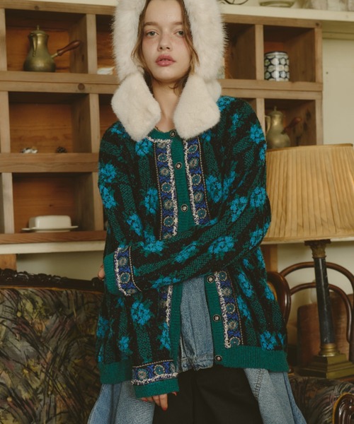 Unitage（ユニテージ）の「ブークレ総柄ジャガードニットカーディガン（カーディガン/ボレロ・レディース・ネイビー/ピンク/グリーン/ブラウン/ボルドー・FREE）」の7枚目の写真