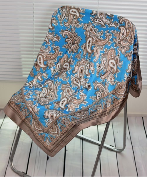 速乾性春色スカーフペイズリー柄(中古美品)