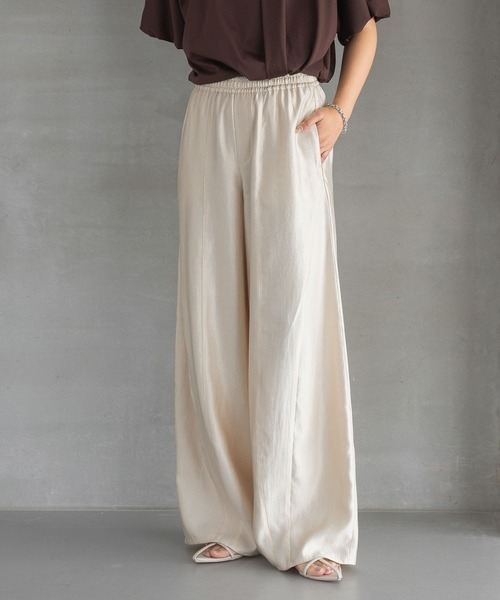 A part by（アパートバイ）の「【高身長向けサイズ展開あり・あいか企画】サテンバルーンイージーパンツ（その他パンツ・レディース・ライトベージュ/アイボリー/ブラック/ブラウン・FREE/TALL）」の5枚目の写真
