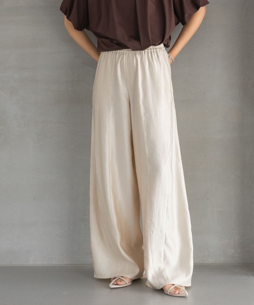 A part by（アパートバイ）の「【高身長向けサイズ展開あり・あいか企画】サテンバルーンイージーパンツ（その他パンツ・レディース・ライトベージュ/アイボリー/ブラック/ブラウン・FREE/TALL）」の11枚目の写真