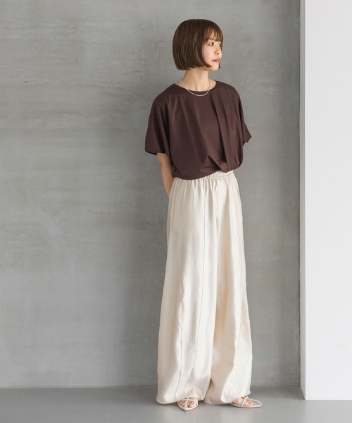 A part by（アパートバイ）の「【高身長向けサイズ展開あり・あいか企画】サテンバルーンイージーパンツ（その他パンツ・レディース・ライトベージュ/アイボリー/ブラック/ブラウン・FREE/TALL）」の12枚目の写真