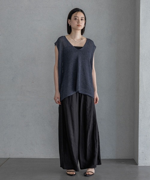 A part by（アパートバイ）の「【高身長向けサイズ展開あり】サテンバルーンイージーパンツ（その他パンツ・レディース・ライトベージュ/アイボリー/ブラック/ブラウン/グレー系その他4・FREE/TALL）」の16枚目の写真