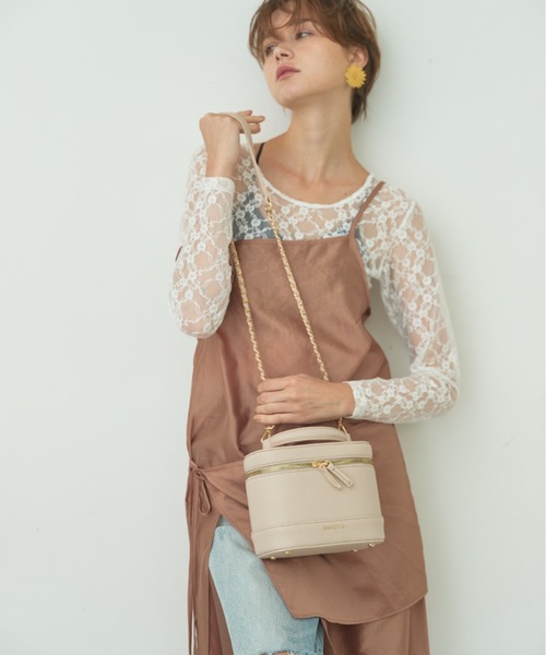 BARRETTA（バレッタ）の「フェイクレザーバニティバッグ（ショルダーバッグ・レディース・ブラック/グリーン/ベージュ・FREE）」の22枚目の写真