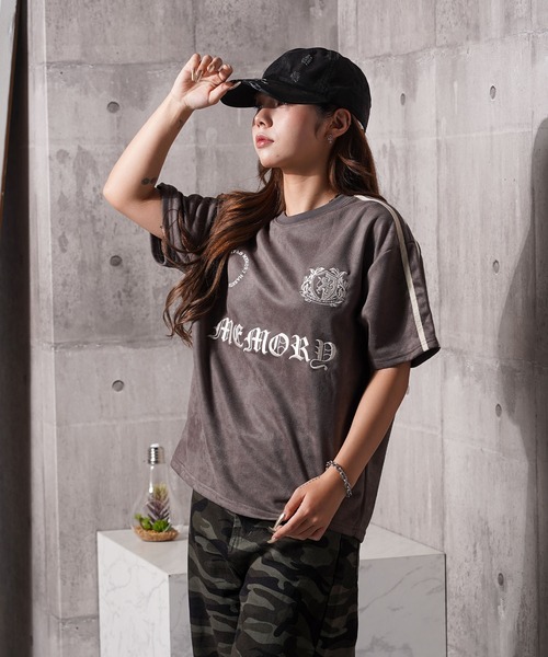 #MEMORY(メモリー)の「【MEMORY】フェイクスエード S/S ゲームシャツ / Faux suede short sleeve game shirt(Tシャツ/カットソー・メンズ・グレイッシュベージュ/ブラック/チャコールグレー・M/L/XL)」の13枚目の写真