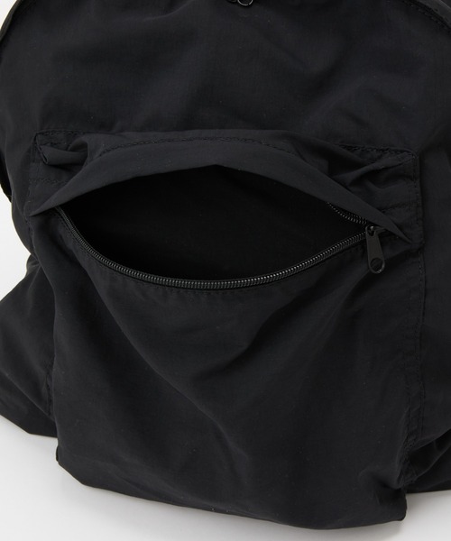 COLONY 2139（コロニートゥーワンスリーナイン）の「撥水ソフトナイロンバックパック（バックパック/リュック・メンズ・ブラック・FREE）」の9枚目の写真