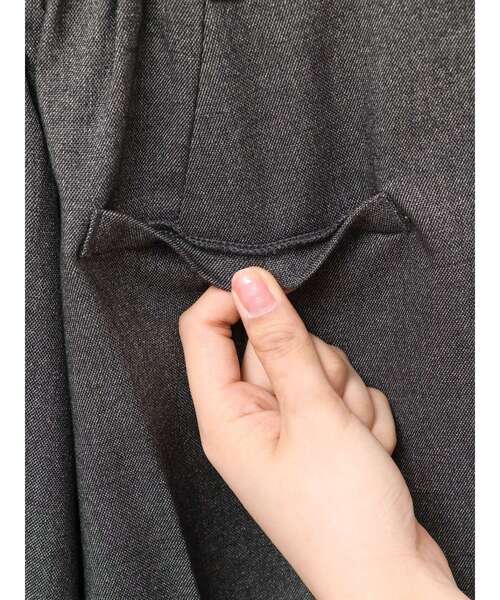 dazzlin（ダズリン）の「バリエーションワイドパンツ（その他パンツ・レディース・チャコールグレー/キャメル・SMALL/MEDIUM）」の18枚目の写真