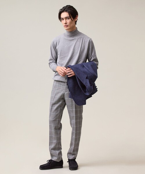 J.PRESS(ジェイプレス)の「品よく暖かで首元からスマートに【ストレッチ / イージーケア】【FLEX YARN】タートルネック ニット(ニット/セーター・メンズ・ライトグレー系/ブラウン系/ブラック系・SMALL/MEDIUM/X-LARGE/LARGE)」の10枚目の写真