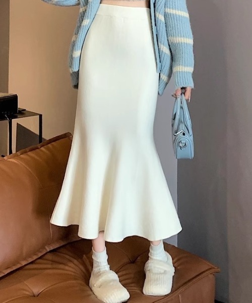 cammie(キャミー)の「マーメイドラインスカート(スカート・レディース・ブラック/ベージュ/ホワイト・FREE)」の2枚目の写真
