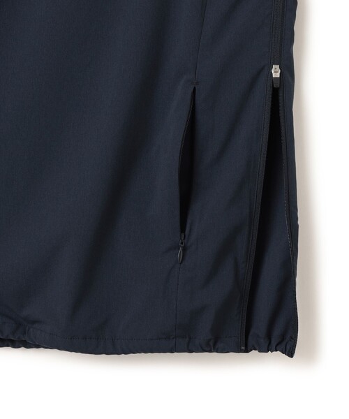 BEAMS GOLF（ビームスゴルフ）の「ORANGE LABEL / ストレッチ フロントロゴ ピステ（撥水・UVカット）（ブルゾン・レディース・ネイビー/ベージュ・LARGE/MEDIUM/SMALL）」の6枚目の写真