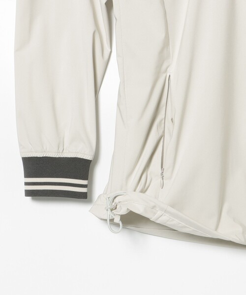 BEAMS GOLF（ビームスゴルフ）の「ORANGE LABEL / ストレッチ フロントロゴ ピステ（撥水・UVカット）（ブルゾン・レディース・ネイビー/ベージュ・LARGE/MEDIUM/SMALL）」の13枚目の写真