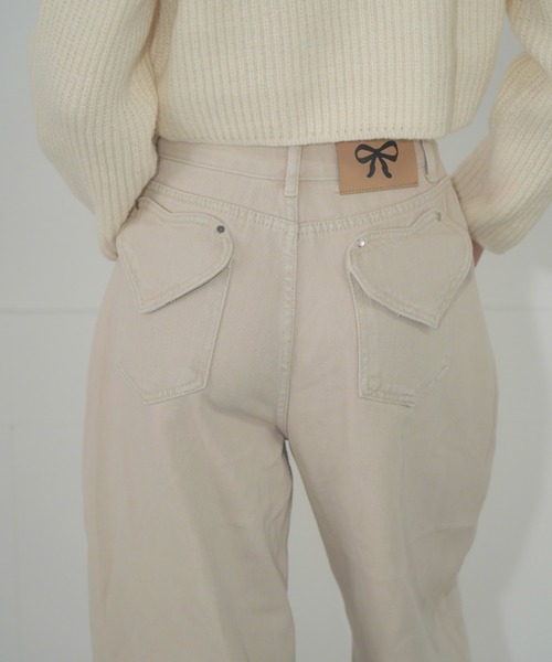 Mirette(ミレット)の「ハートポケットカラーワイドデニムパンツ ヴィンテージライク / Heart Pocket Colored Wide Denim Pants Vintage Style(デニムパンツ・レディース・ナチュラル/ピンク・SMALL/MEDIUM/LARGE)」の2枚目の写真