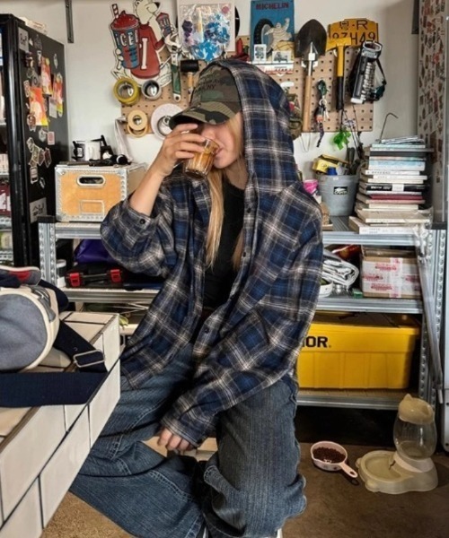 yuue' ( wear )(ユーイ)の「ヴィンテージライクチェック柄フーディーシャツ(シャツ/ブラウス・レディース・ブルー・FREE)」の13枚目の写真