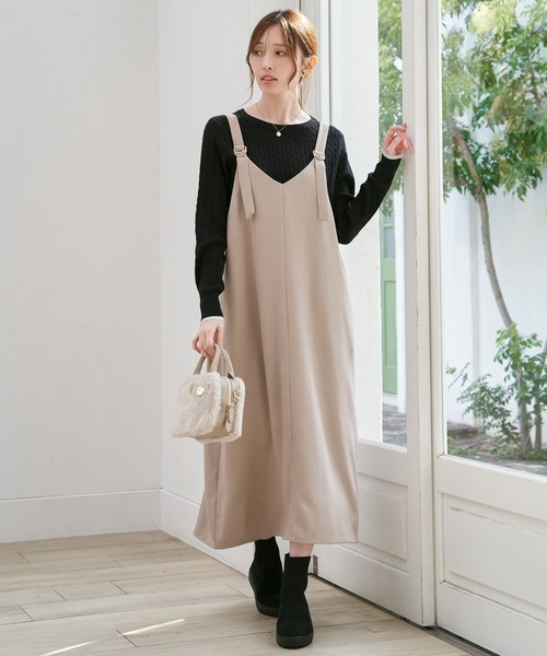 ikka(イッカ)の「【親子コーデ】前後2WAYバックル付きジャンパースカート(ワンピース・レディース・ブラック/ライム/ブラウン/ベージュ・M/L/S)」の3枚目の写真