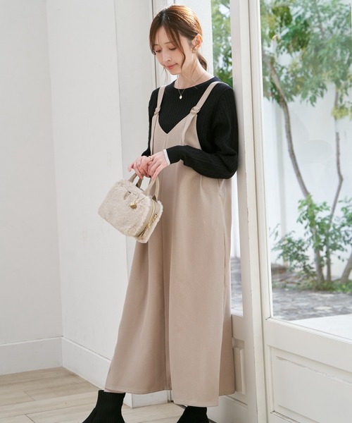 ikka(イッカ)の「【親子コーデ】前後2WAYバックル付きジャンパースカート(ワンピース・レディース・ブラック/ライム/ブラウン/ベージュ・M/L/S)」の7枚目の写真