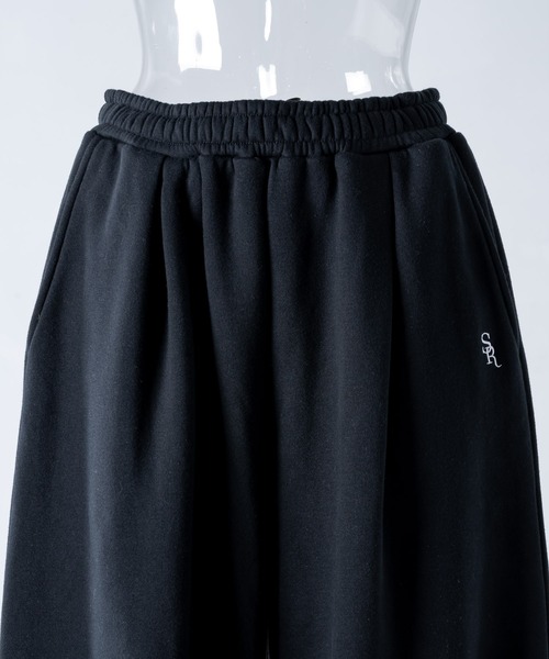 17HR(セブンティーンアワーズ)の「【ユニセックス】ルーズスウェットパンツ(スウェットパンツ・レディース・ブラック/グレー・FREE)」の15枚目の写真