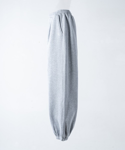 17HR(セブンティーンアワーズ)の「【ユニセックス】ルーズスウェットパンツ(スウェットパンツ・レディース・ブラック/グレー・FREE)」の5枚目の写真