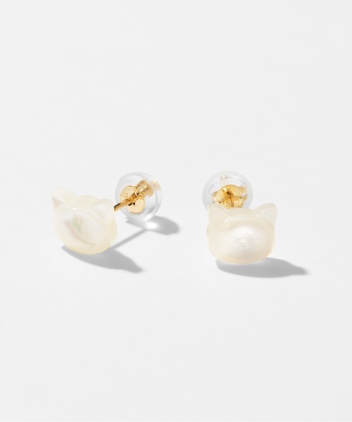 Jewel closet by L&Co.(ジュエルクローゼットバイエルアンドコー)の「K10 キャット ピアス(ピアス(両耳用)・レディース・ホワイト/ブラック・FREE)」の2枚目の写真