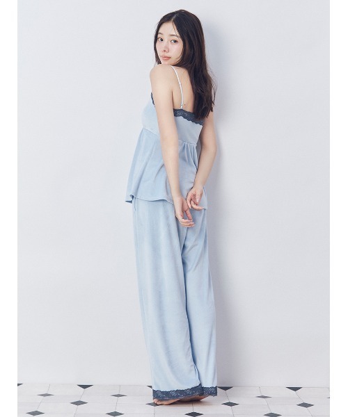スナイデルホーム シルキーフリース 開襟シャツ パジャマ SNIDEL HOME（スナイデルホーム）の「【SilkyFleece】開襟シャツ