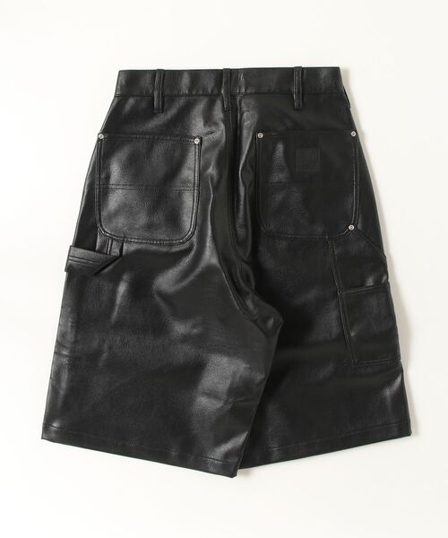 XLARGE（エクストララージ）の「OLD ENGLISH FAUX LEATHER SHORT PANTS（その他パンツ・メンズ・ブラック・34inch/30inch/32inch）」の7枚目の写真