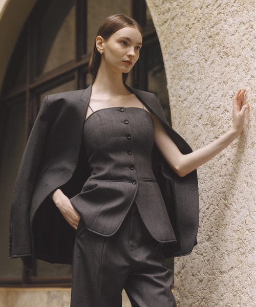 WEB限定】ボンディングフォルムジャケット（ノーカラージャケット