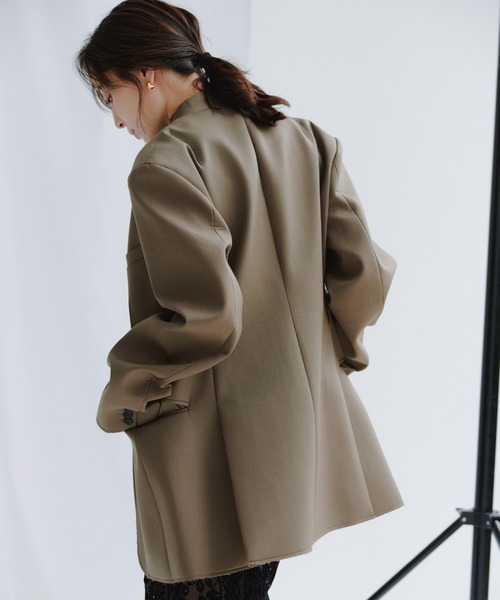 WEB限定】ボンディングフォルムジャケット（ノーカラージャケット