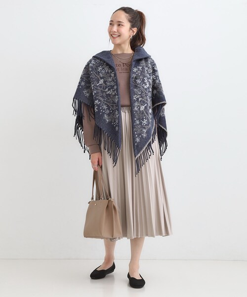 SHOO・LA・RUE(シューラルー)の「【リバーシブル】心もほっこり アニマル柄ポンチョ(ポンチョ・レディース・チャコールグレー/ネイビー/ボルドー・00)」の22枚目の写真