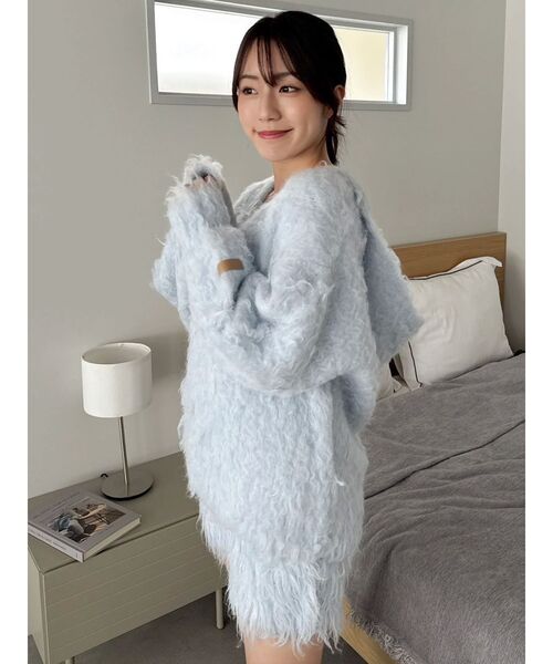 dazzlin（ダズリン）の「リップルカールニットフーディ（ニット/セーター・レディース・ピンク/チャコールグレー/ブルー/アイボリー/オレンジ/パープル・FREE）」の3枚目の写真