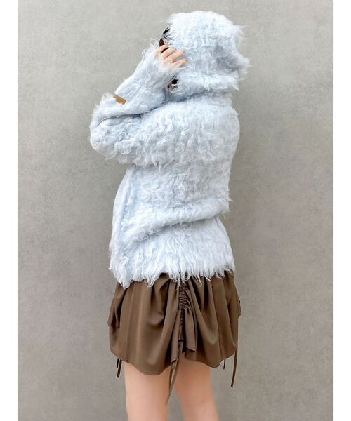 dazzlin（ダズリン）の「リップルカールニットフーディ（ニット/セーター・レディース・ピンク/チャコールグレー/ブルー/アイボリー/オレンジ/パープル・FREE）」の8枚目の写真