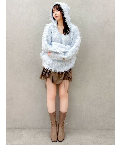 dazzlin（ダズリン）の「リップルカールニットフーディ（ニット/セーター・レディース・ピンク/チャコールグレー/ブルー/アイボリー/オレンジ/パープル・FREE）」の21枚目の写真