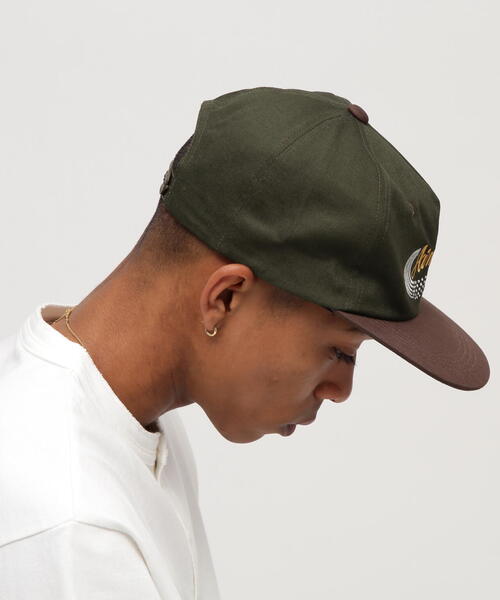 AVIREX(アヴィレックス)の「AUTHENTIC AimFlyHigh LOGO CAP / オーセンティック ロゴキャップ / AVIREX / アヴィレックス(キャップ・メンズ・ブラック/オリーブ系・F)」の10枚目の写真