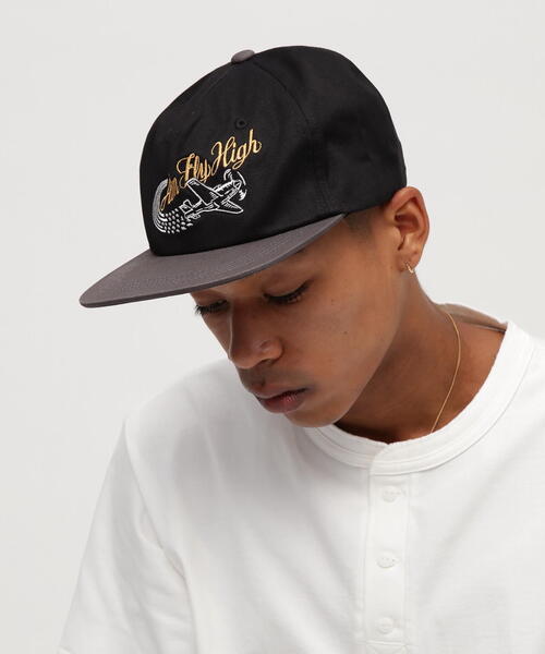 AVIREX(アヴィレックス)の「AUTHENTIC AimFlyHigh LOGO CAP / オーセンティック ロゴキャップ / AVIREX / アヴィレックス(キャップ・メンズ・ブラック/オリーブ系・F)」の3枚目の写真