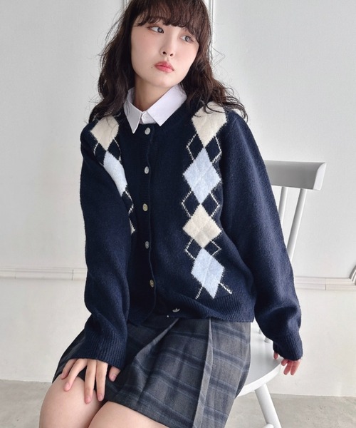 Loueme（ルエム）の「アーガイルニットカーディガン（カーディガン/ボレロ・レディース・ネイビー/グレー/オフホワイト・FREE）」の18枚目の写真