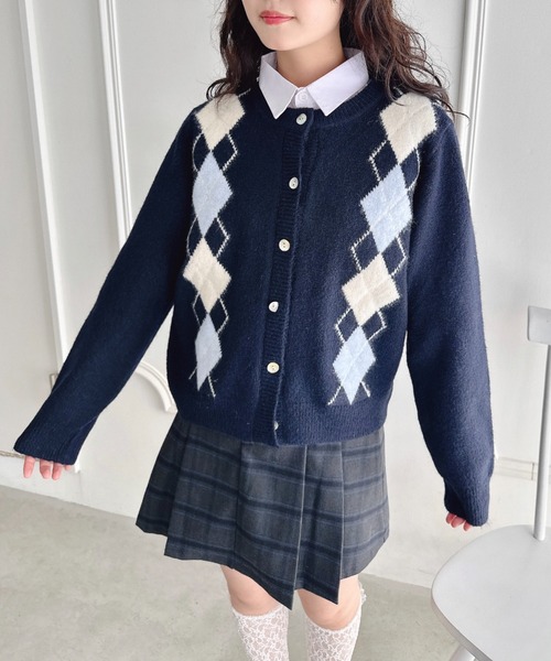 Loueme（ルエム）の「アーガイルニットカーディガン（カーディガン/ボレロ・レディース・ネイビー/グレー/オフホワイト・FREE）」の17枚目の写真