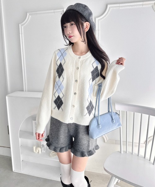 Loueme（ルエム）の「アーガイルニットカーディガン（カーディガン/ボレロ・レディース・ネイビー/グレー/オフホワイト・FREE）」の12枚目の写真