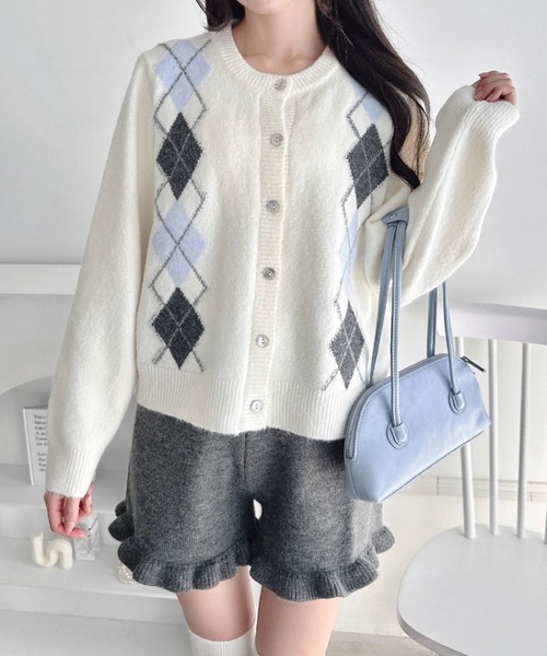 Loueme（ルエム）の「アーガイルニットカーディガン（カーディガン/ボレロ・レディース・ネイビー/グレー/オフホワイト・FREE）」の10枚目の写真