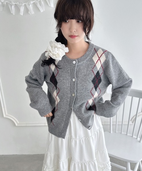 Loueme（ルエム）の「アーガイルニットカーディガン（カーディガン/ボレロ・レディース・ネイビー/グレー/オフホワイト・FREE）」の6枚目の写真