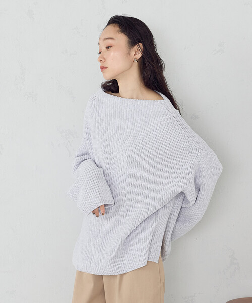 COMME CA ISM(コムサイズム)の「ラメモールボートネックニット(ニット/セーター・レディース・チャコール/ライトグレー/サックスブルー・FREE)」の17枚目の写真