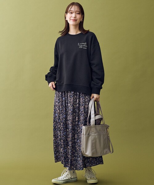 ANY(エニィ)の「ロゴスウェット(スウェット・レディース・ライトグレー系/アイボリー系/ライラック系/ブラック系・F)」の14枚目の写真