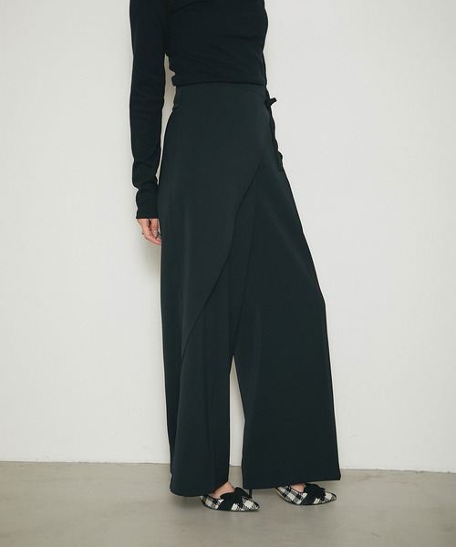 &. NOSTALGIA(アンドドットノスタルジア)の「ラップワイドパンツ(その他パンツ・レディース・ブラック/ネイビー・M)」の8枚目の写真
