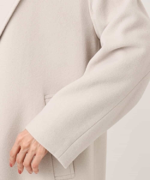 MK MICHEL KLEIN（エムケーミッシェルクラン）の「[超軽量]エアリアルウール チェスターコート（チェスターコート・レディース・ネイビー/ベージュ・38）」の8枚目の写真