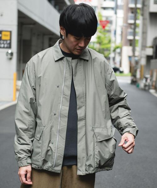 MARMOT（マーモット）の「『別注』Marmot×DOORS　PERTEX Octa Jacket（ナイロンジャケット・メンズ・カーキ/ブラック/チャコールグレー・MEDIUM/LARGE/X-LARGE）」の9枚目の写真