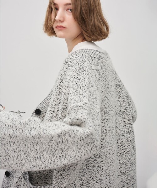 uncrave(アンクレイヴ)の「ツイードニット ジャケット(カーディガン/ボレロ・レディース・ブラック系5/ホワイト系5・F)」の10枚目の写真