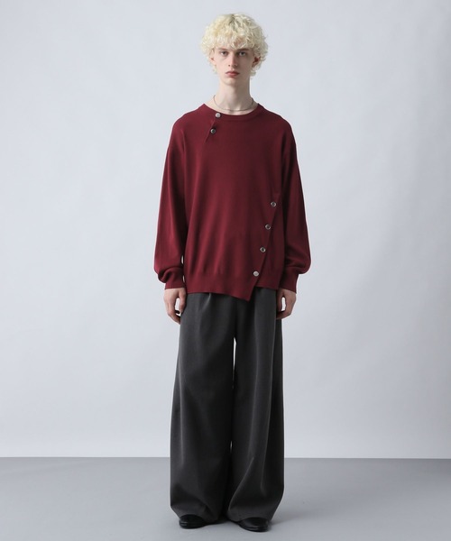 HARE（ハレ）の「アシメボタンニットプルオーバー(HARE)（ニット/セーター・メンズ・ブラック/レッド・FREE）」の5枚目の写真