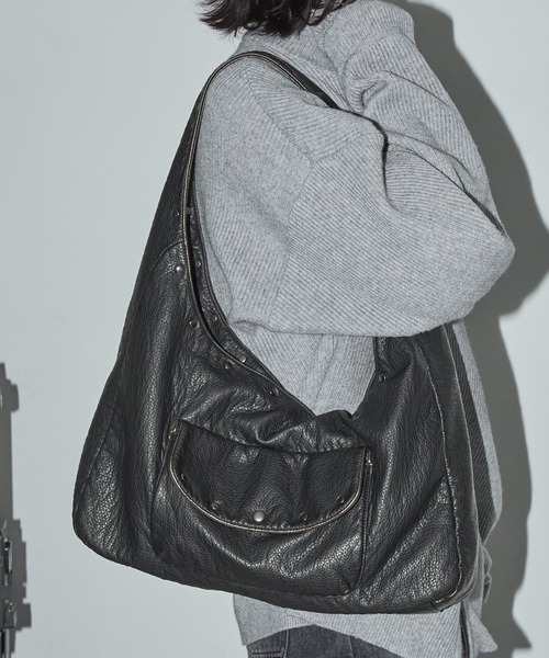 DOAアンテークスタッズ　ショルダーバッグ DOAアンテークスタッズ ショルダーバッグ