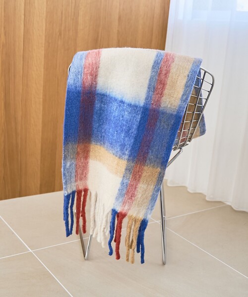 coen（コーエン）の「【PANKAJ（パンカジ）】チェックボリュームマフラー（マフラー・レディース・オレンジ/コバルトブルー/イエロー・FREE）」の6枚目の写真